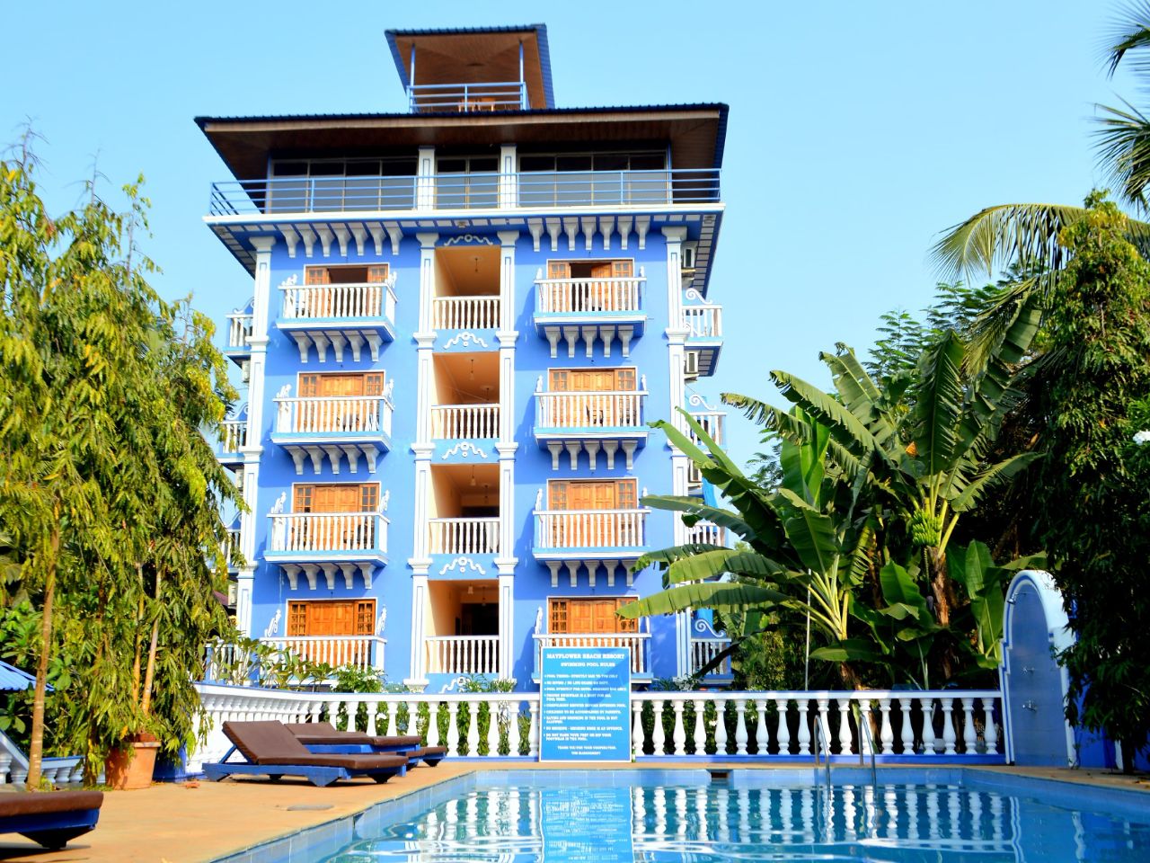 Mayflower Beach Resort in Goa