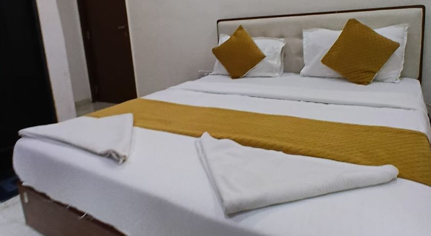 Hotel Yashmer in Navi Mumbai