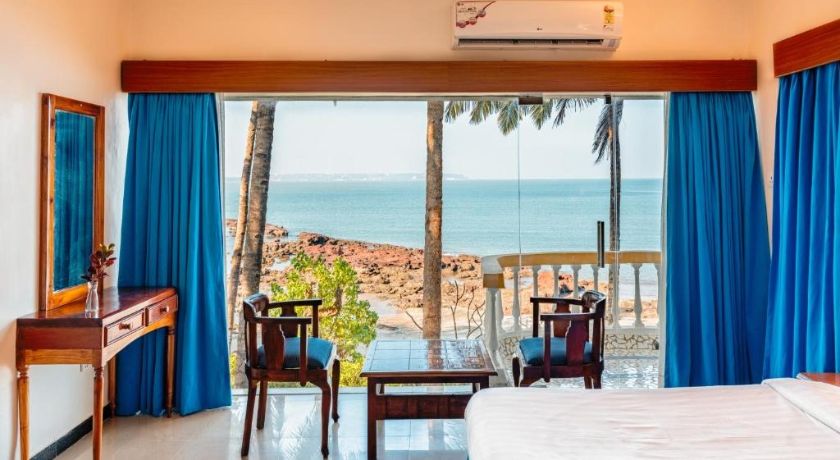 Bambolim Beach Resort in Goa