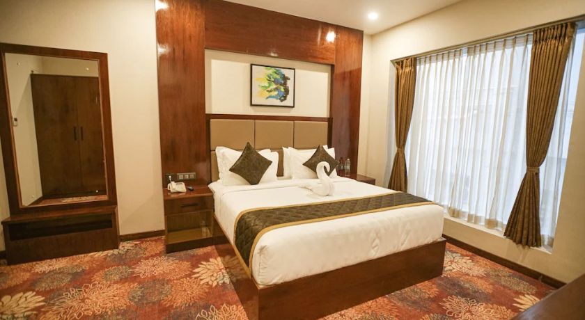 Hotel Leroy Grand in Bangalore