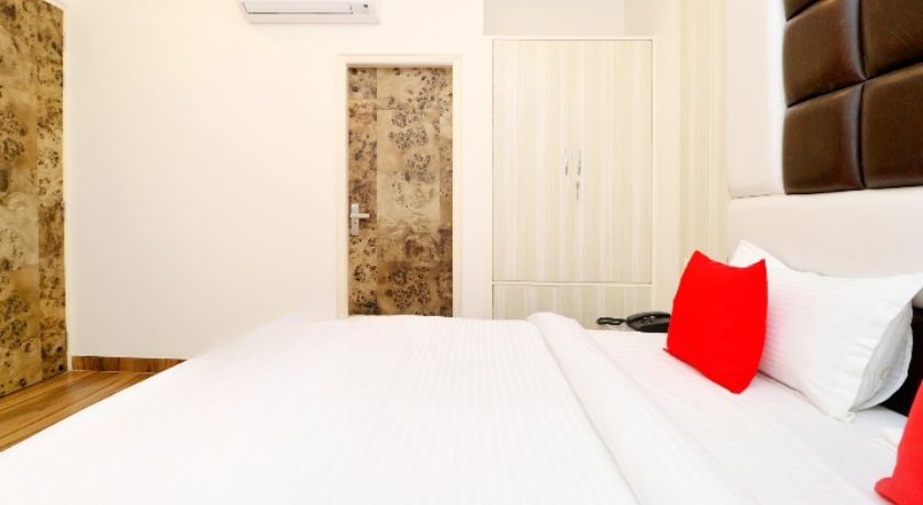 Hotel Wasat in Zirakpur