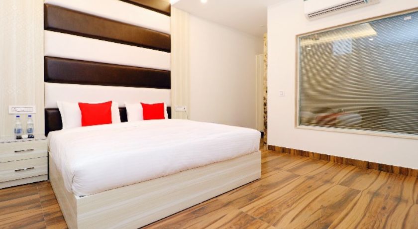 Hotel Wasat in Zirakpur