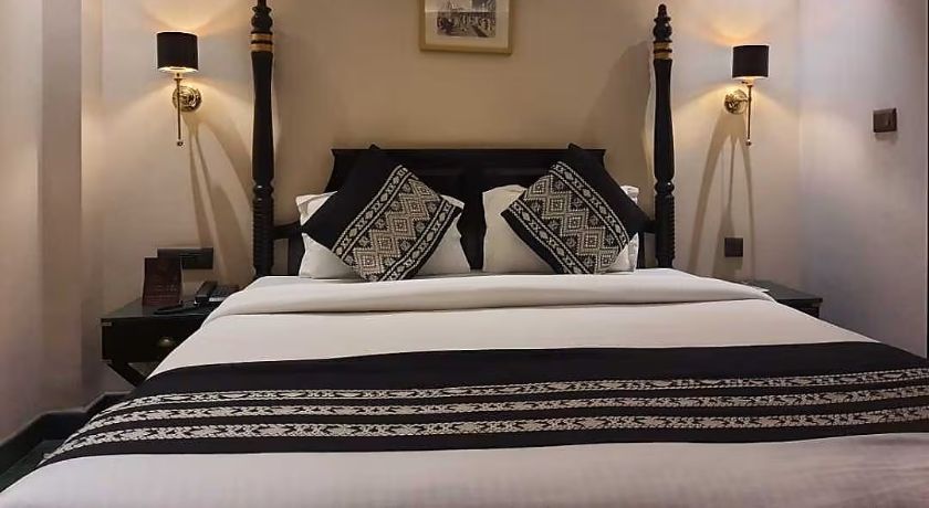 Foxoso Hotel Delhi Airport in Delhi