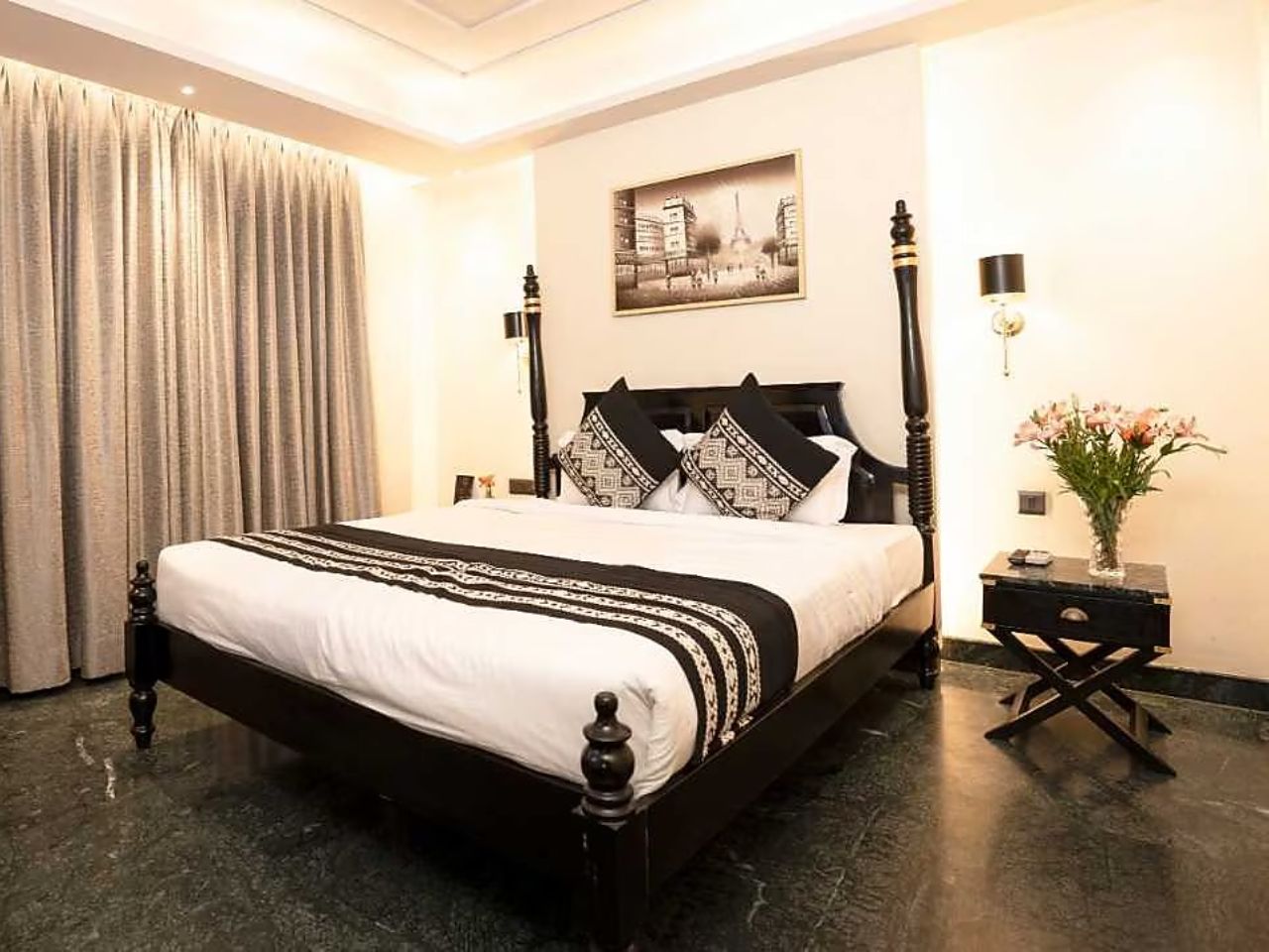 Foxoso Hotel Delhi Airport in Delhi