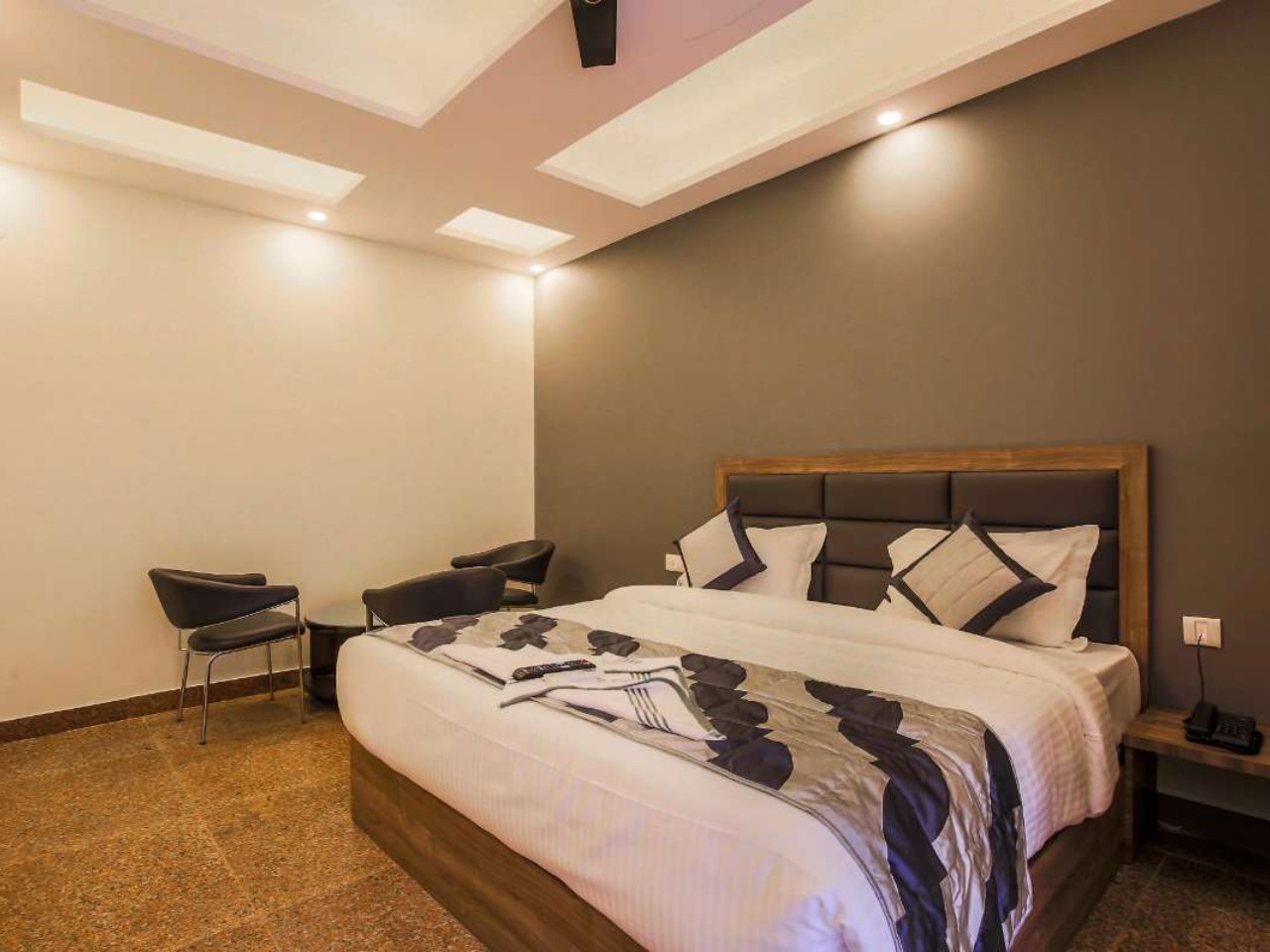 Embellish Inn in Delhi