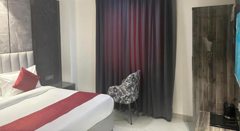 Hotel Mountain Bliss in Delhi