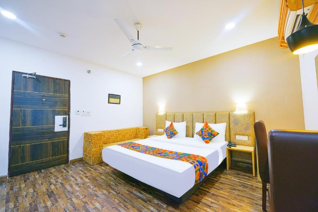 Hotel Ayaan Residency in Noida