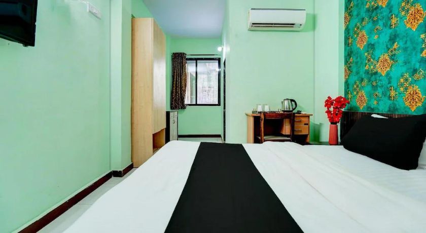 Hotel Seaside Inn in Vasai