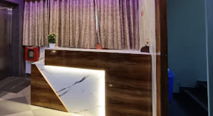 Hotel Moon Light in Ahmedabad