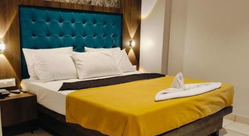 Ashraya Lodging and Boarding in Thane