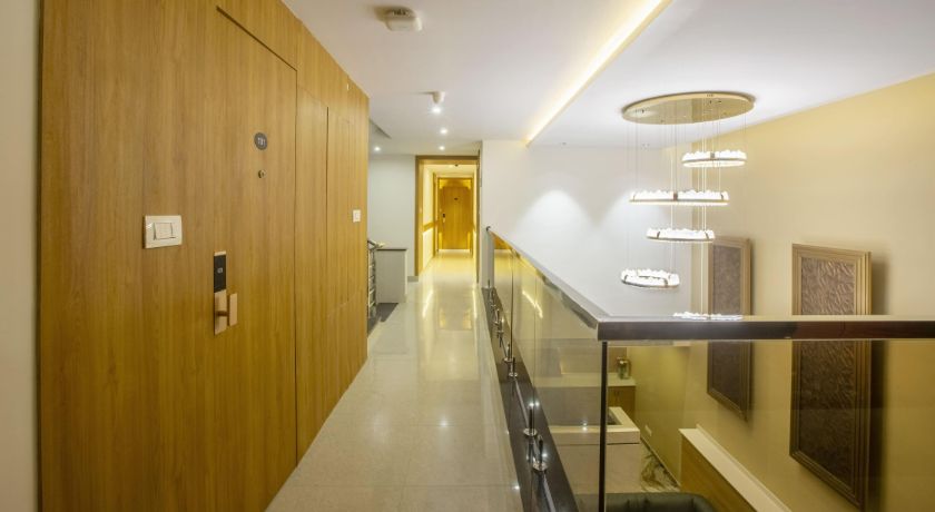 The Hoften Sterling Plaza, Bangalore International Airport in Bangalore