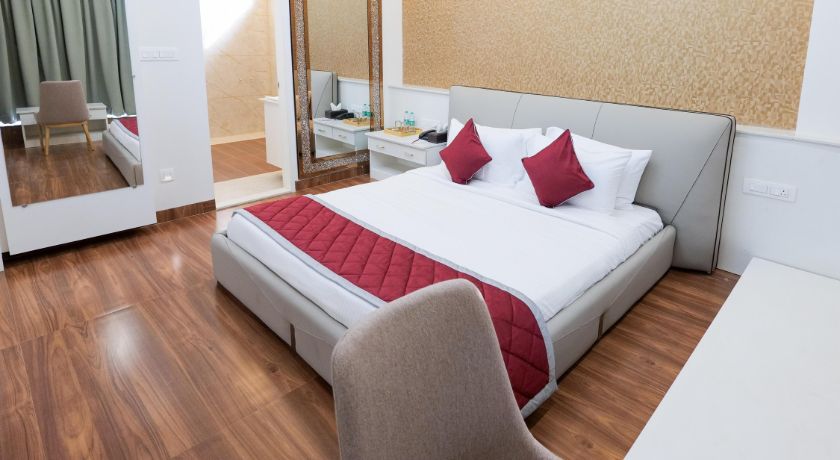 The Hoften Sterling Plaza, Bangalore International Airport in Bangalore