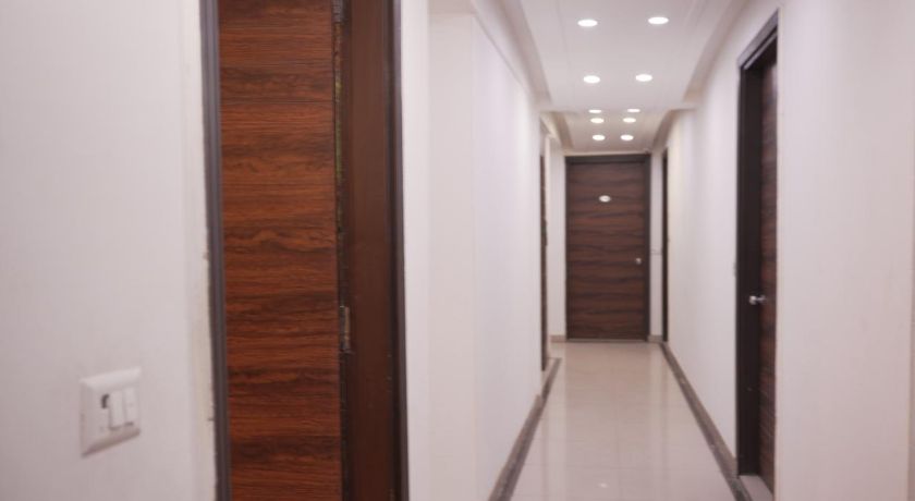 Reconnect Suites in Delhi