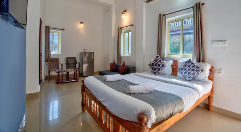 Candolim Glitter Sand Apartments in Goa