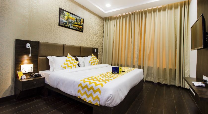 Hotel SS Grandeur in Lucknow