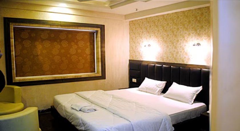 Hotel Emerald in Kolkata
