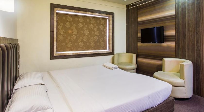 Hotel Emerald in Kolkata