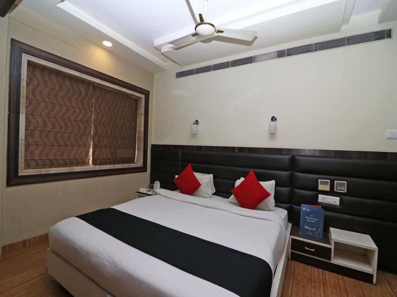 Hotel Emerald in Kolkata