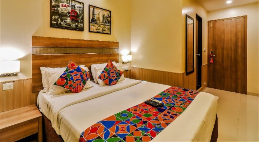 Hotel Ascot International in Mumbai