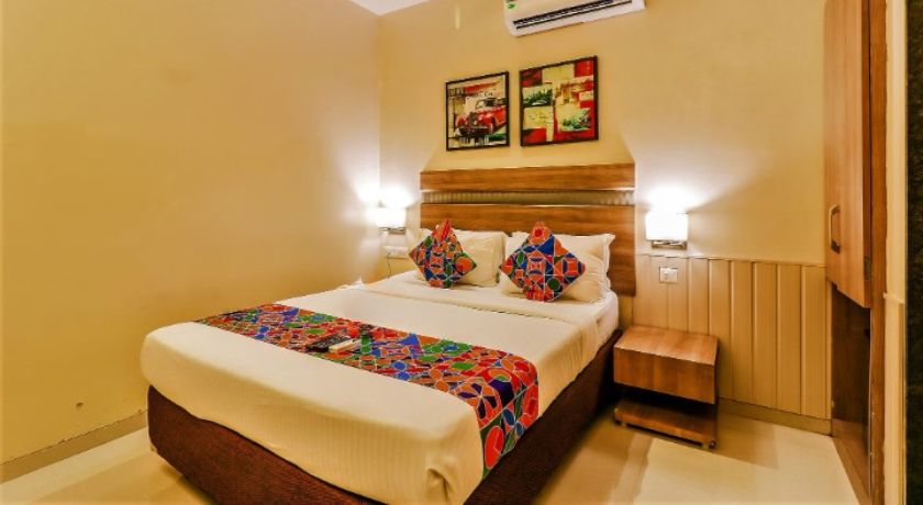 Hotel Ascot International in Mumbai