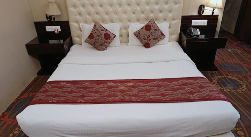 Hotel D Corbiz in Lucknow