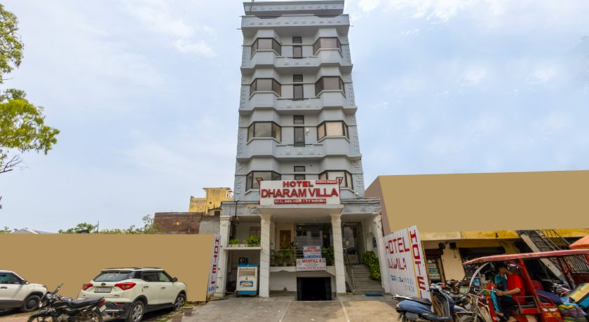 Hotel Dharam Villa in Noida