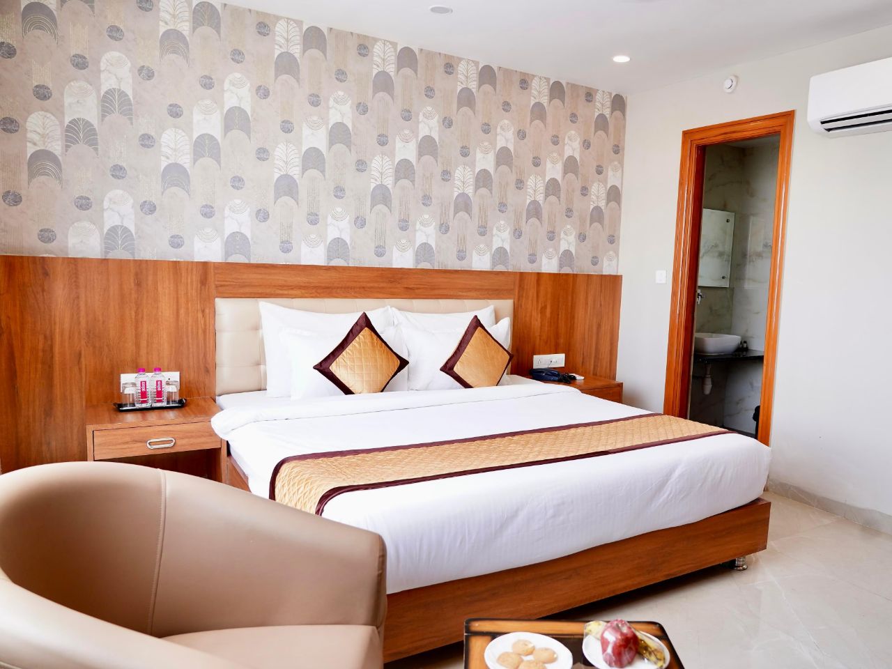 Sanskar Grand By The County Inn in Jaipur