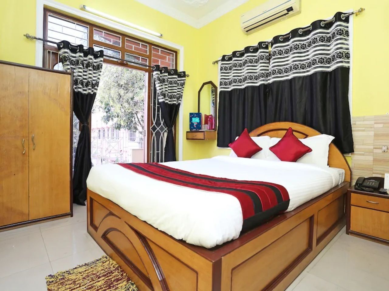 Sterlink Guest House in Kolkata