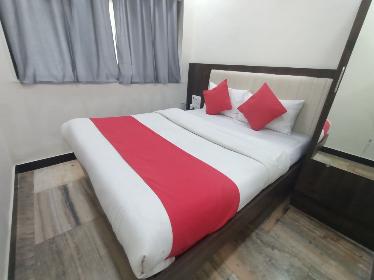 Hotel Air View in Mumbai