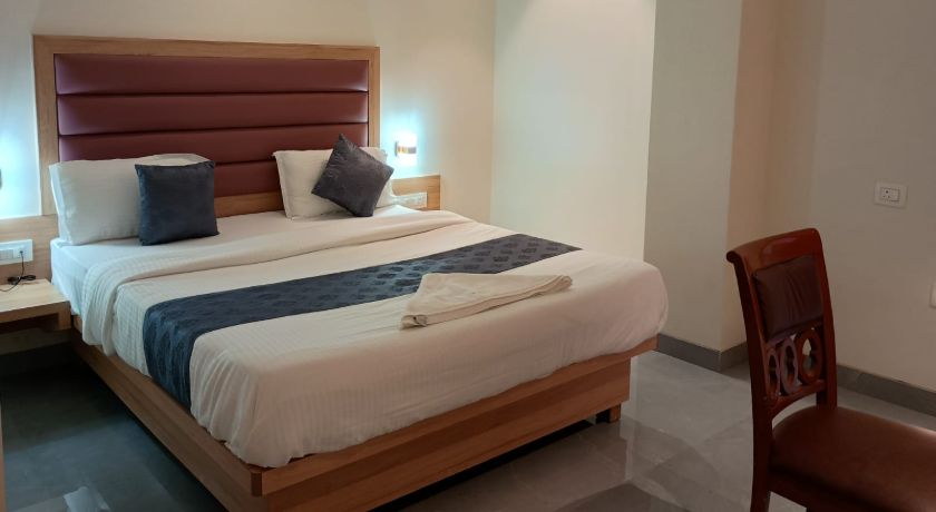 Hotel Legacy Inn in Navi Mumbai