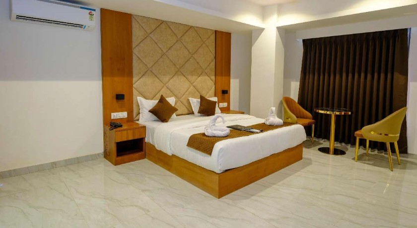 Hotel Sterling Executive in Navi Mumbai