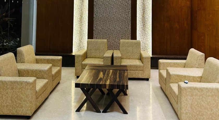 Monarch Express, Sri City in Tada