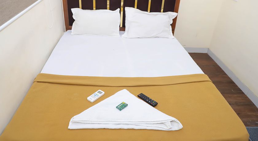 Hotel Lavish Villa in Navi Mumbai