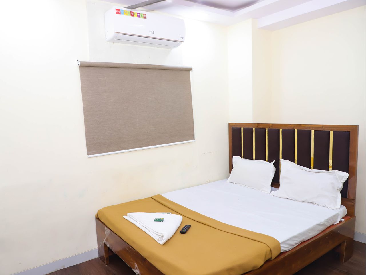 Hotel Lavish Villa in Navi Mumbai