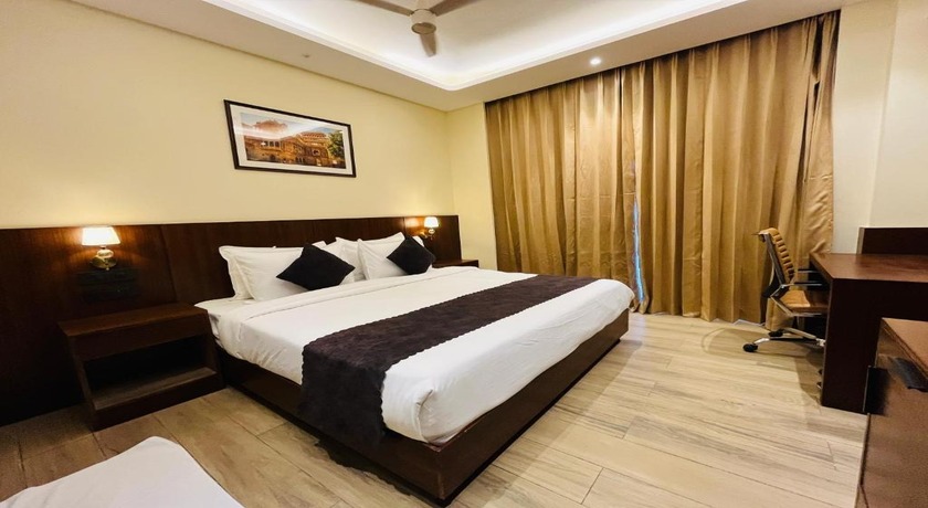 Saltstayz Premier - Manesar and Sector 86 in Gurgaon