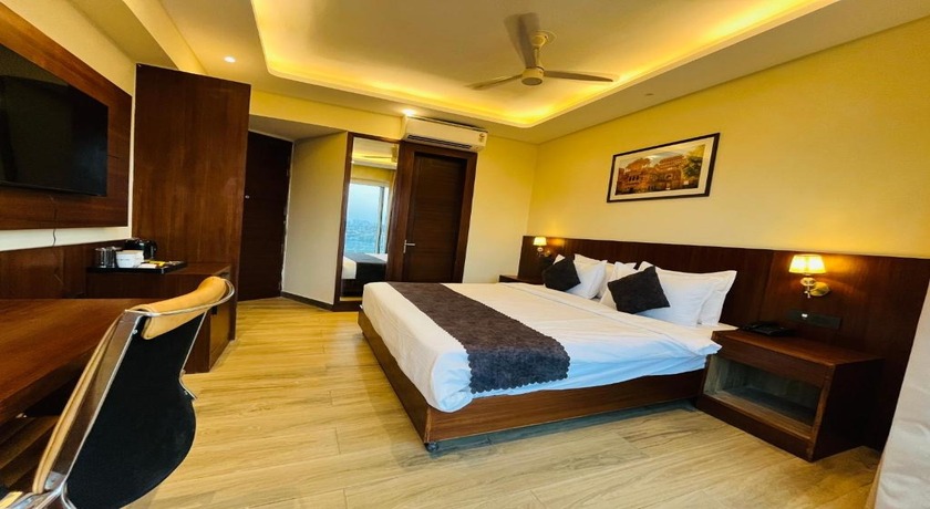 Saltstayz Premier - Manesar and Sector 86 in Gurgaon