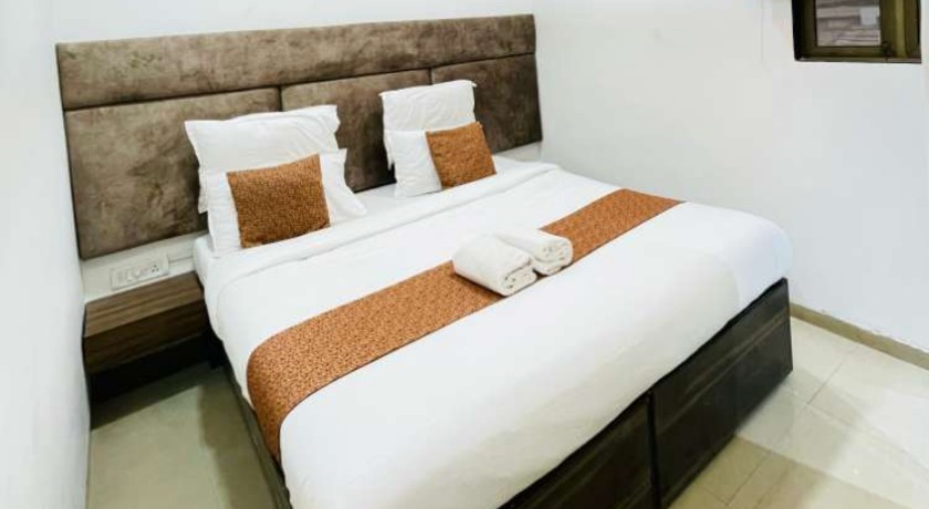 Hotel Amfahh Inn in Mumbai