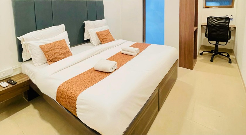 Hotel Amfahh Inn in Mumbai