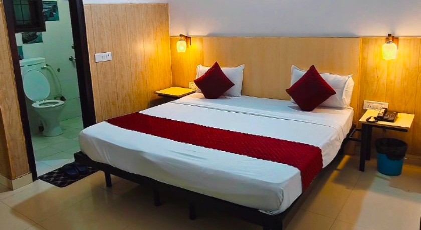 Hotel Vasundhra Grand in Ghaziabad