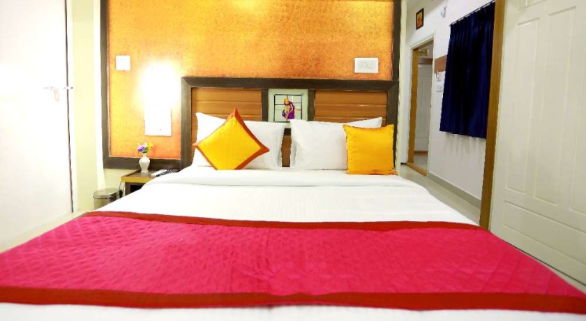 Base9 Airport Hotel in Kochi