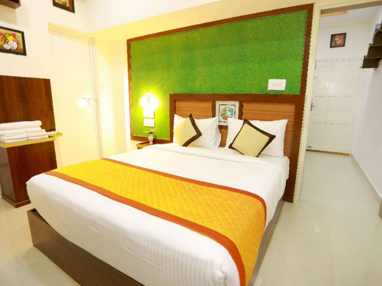 Base9 Airport Hotel in Kochi