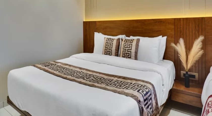 Hotel Sayba International in Pune