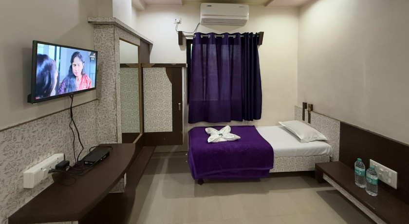 Hotel Temple Sai in Shirdi