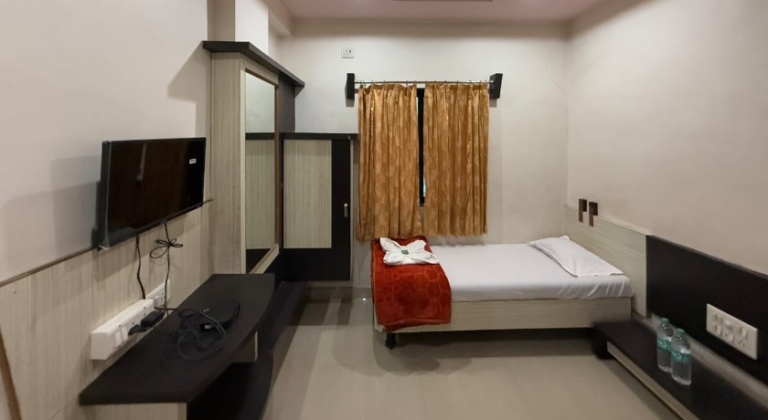 Hotel Temple Sai in Shirdi