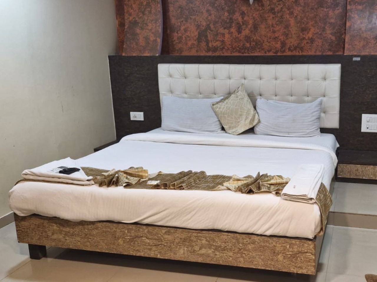 Hotel Golden Park in Mumbai