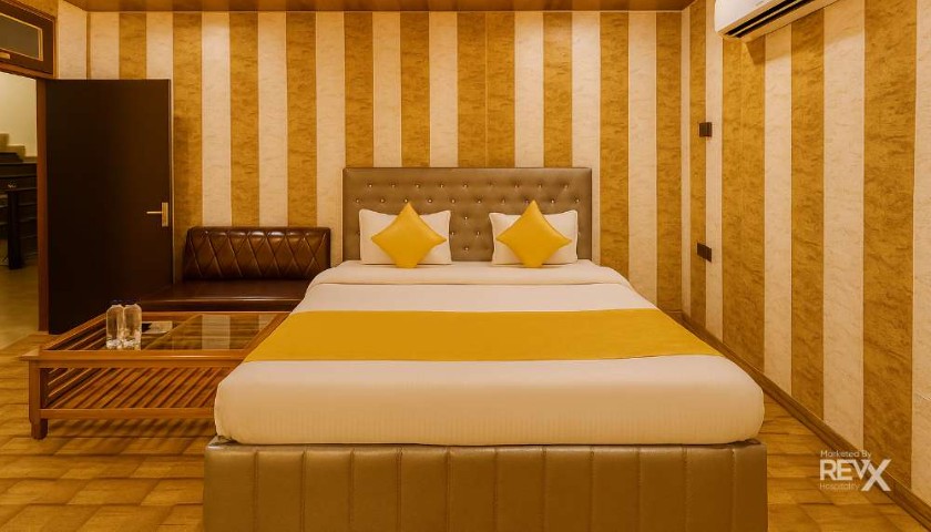 Comfort Stay (Near Lulu Mall) in Lucknow