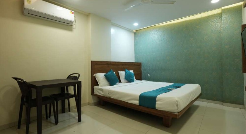 Hotel Pune Gate in Pune