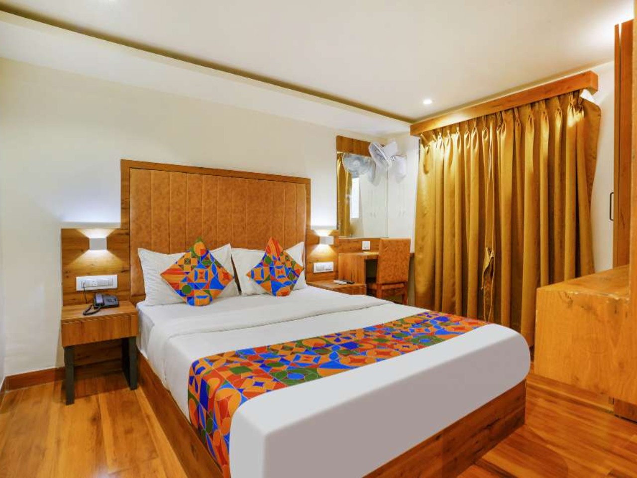 Hotel Royal Palace in Mumbai