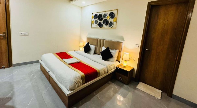 Hotel Amahi Inn in Gurgaon