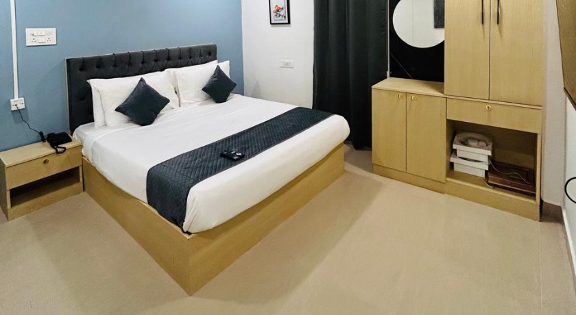 Wild Wings Hotel in Hyderabad